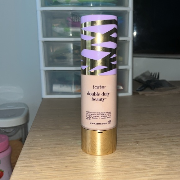 Tarte Face Tape Double Duty Foundation - Picture 2 of 4